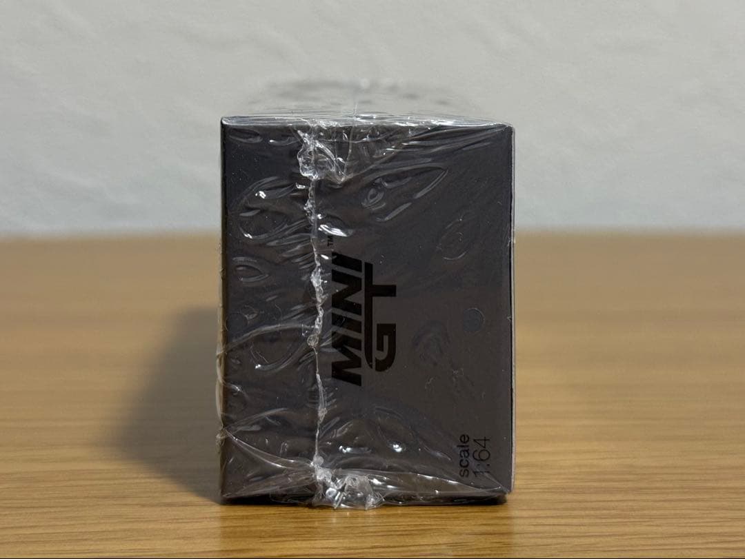 新品未開封 パガーニ ゾンダ ウアイラ 1/64 MINI GT ミニカー