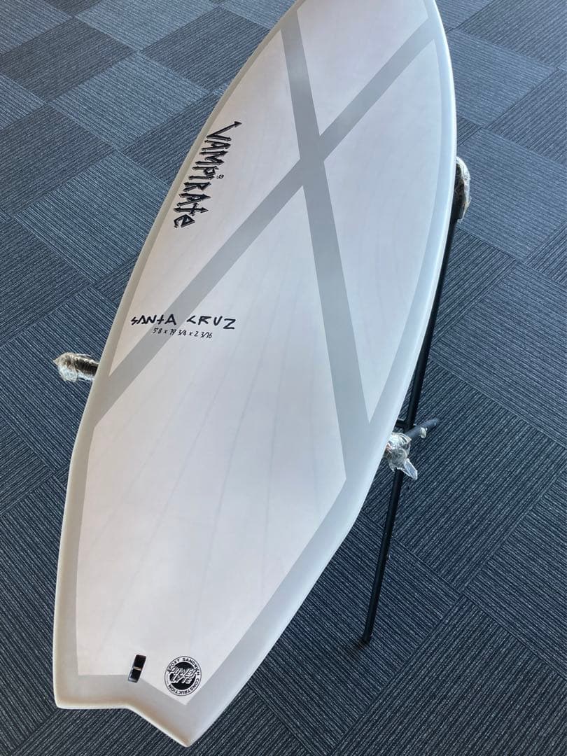 【新品アウトレット、送料込みに変更可】SANTACRUZ 5.8 Batmo