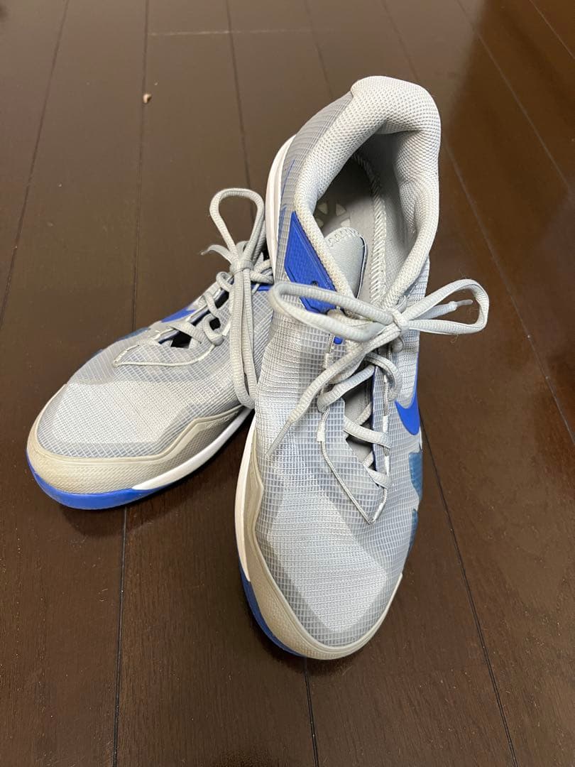 NIKE テニスシューズ