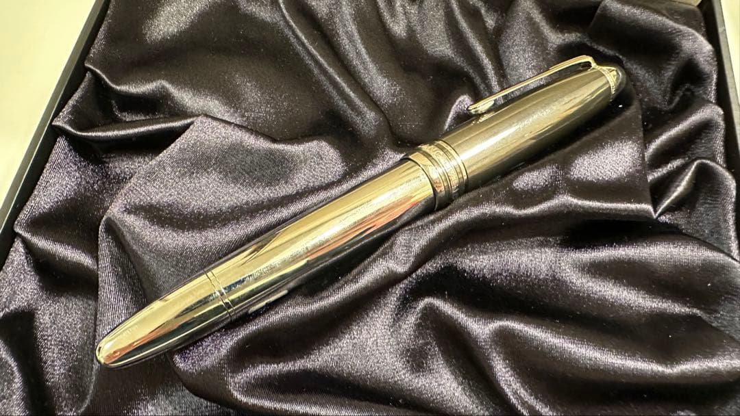 モンブラン万年筆 M 18K美品 箱付