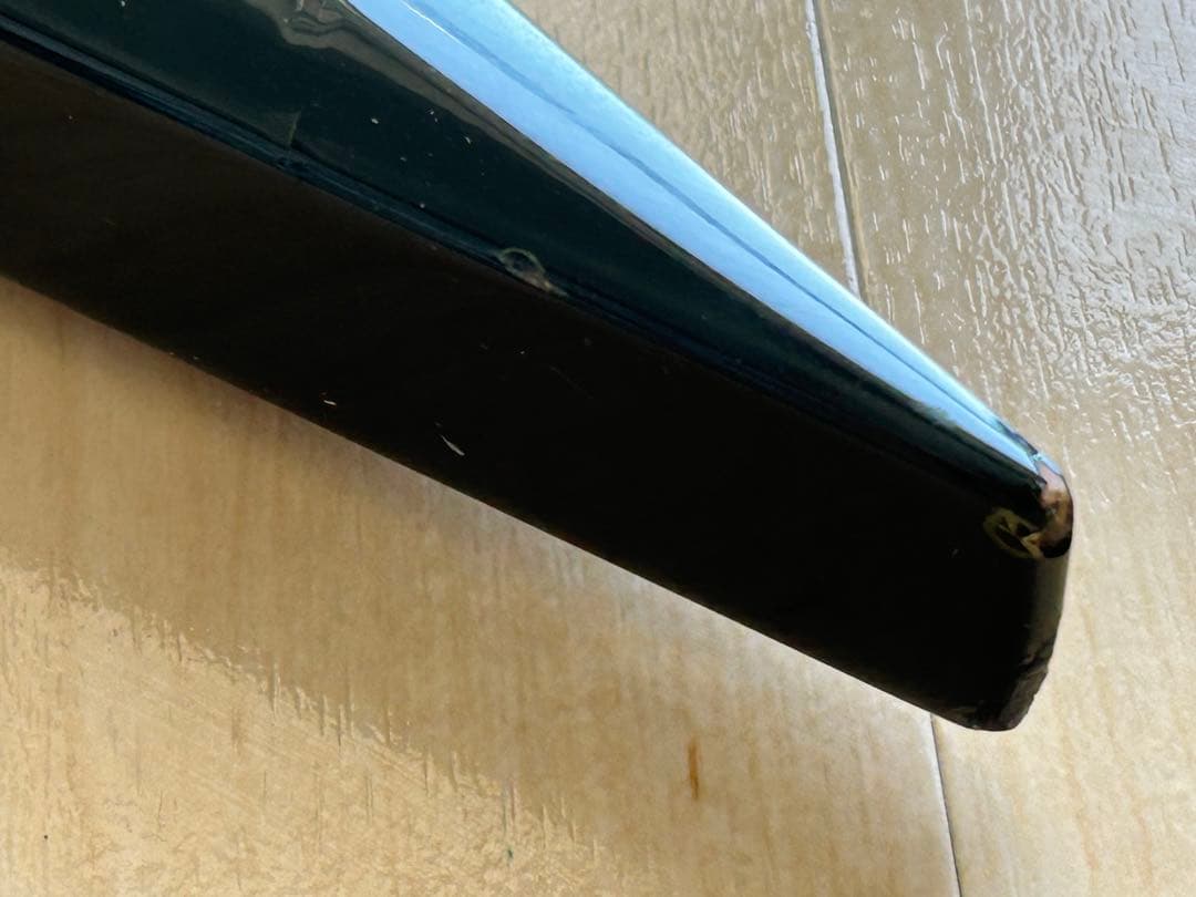 EDWARDS PINK SAWTOOTH、Alexi Laihoモデル