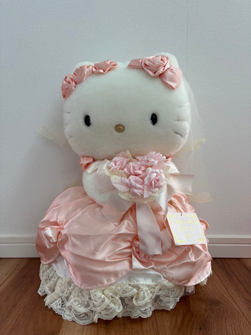 サンリオ Vivitix ハローキティ ウェディングドール