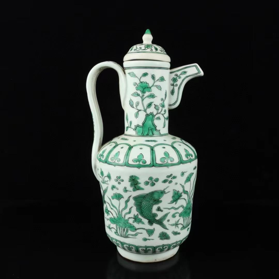 中国古美術✦清大明宣徳紋・緑彩・魚藻紋酒壺３８＊１９✦置物・酒道具・文房具・陶芸