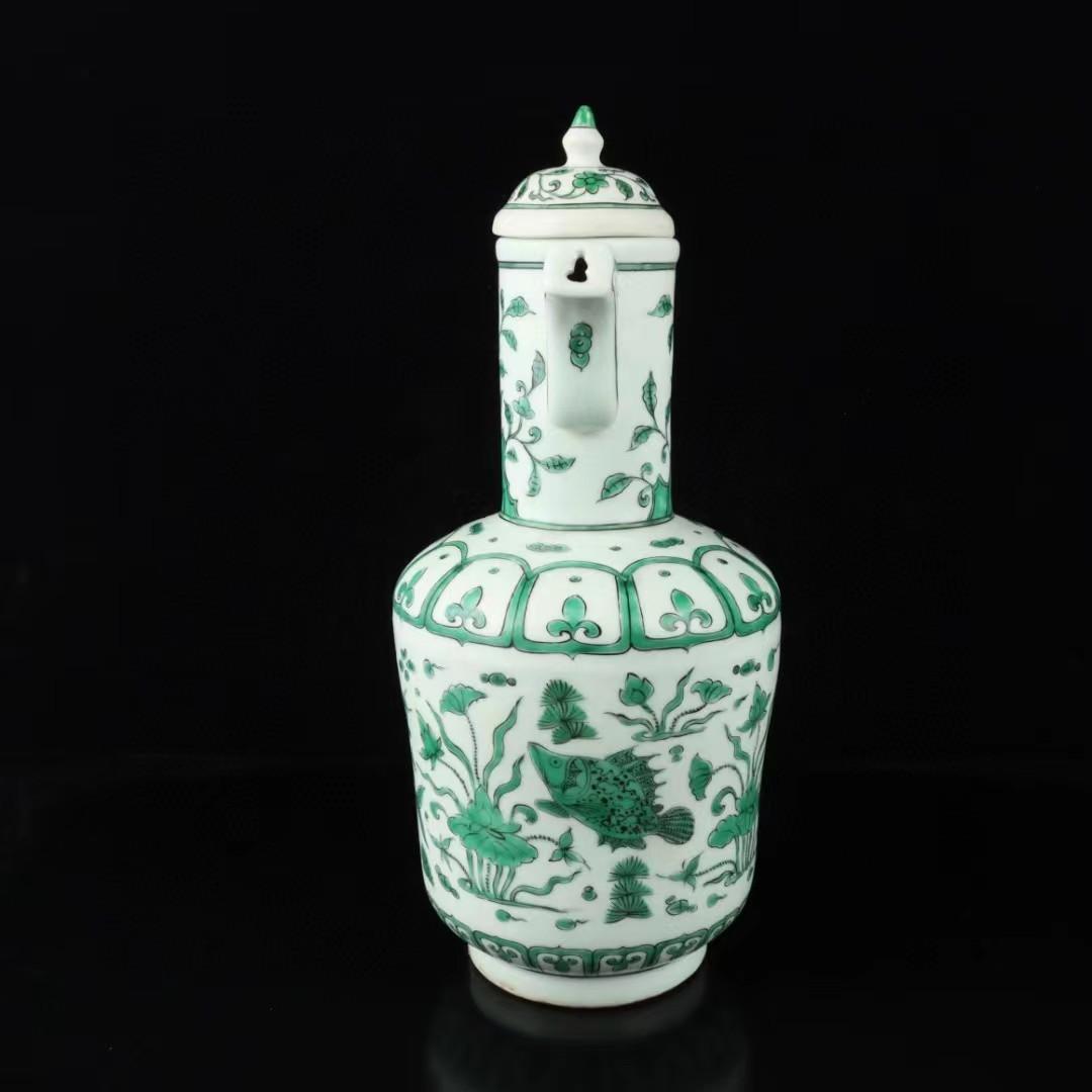 中国古美術✦清大明宣徳紋・緑彩・魚藻紋酒壺３８＊１９✦置物・酒道具・文房具・陶芸