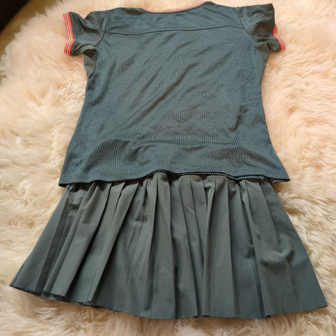 YONEXヨネックス　 レディーステニスウェア Vネックセット