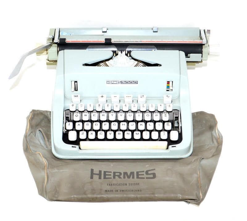 匿名配送☆HERMES ヘルメス 3000 スイス製 タイプライター ビンテージ