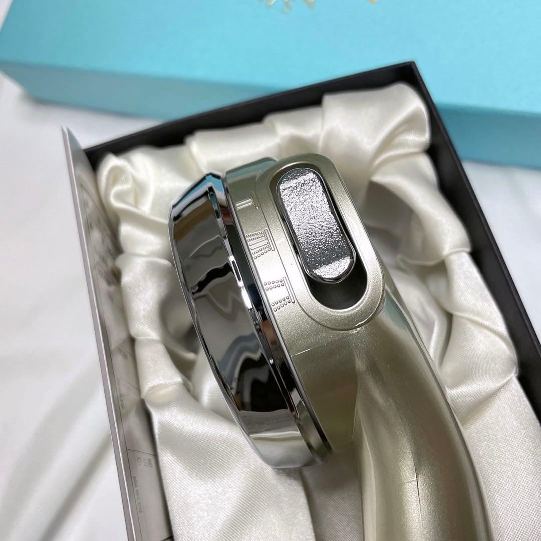 【新品】ナノフェミラス・プラス　プロ　シャワーヘッド　マイクロナノバブル　日本製