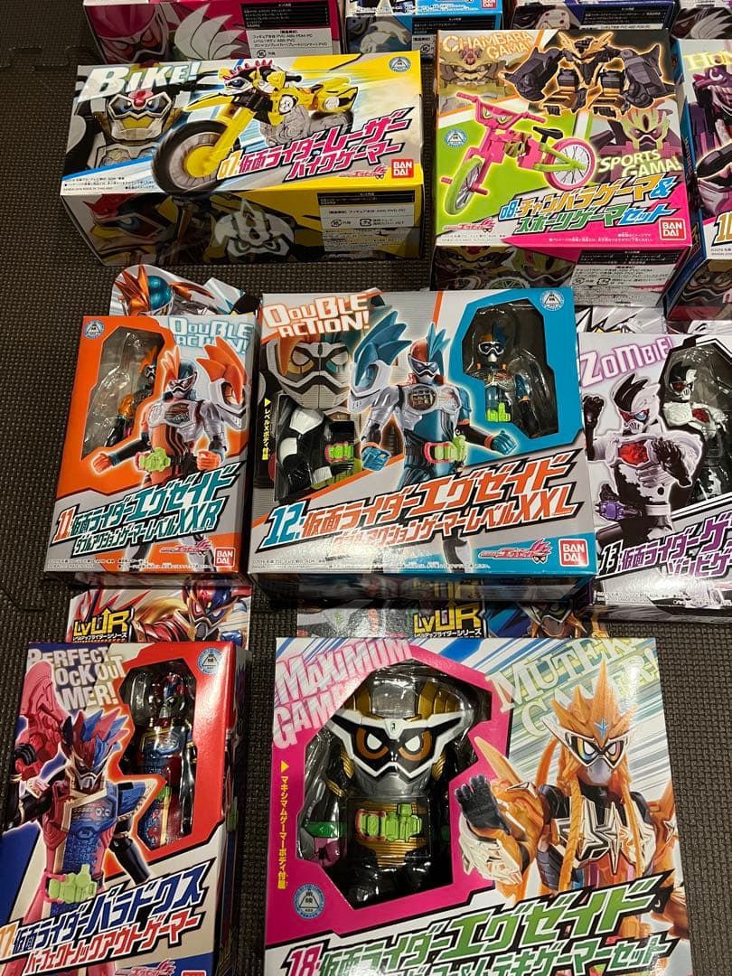 仮面ライダーエグゼイド レベルアップライダーシリーズ　フィギュア