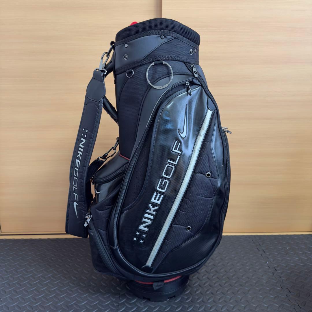NIKE GOLF キャディバッグ 6分割 ブラック フード付き メンズ向け