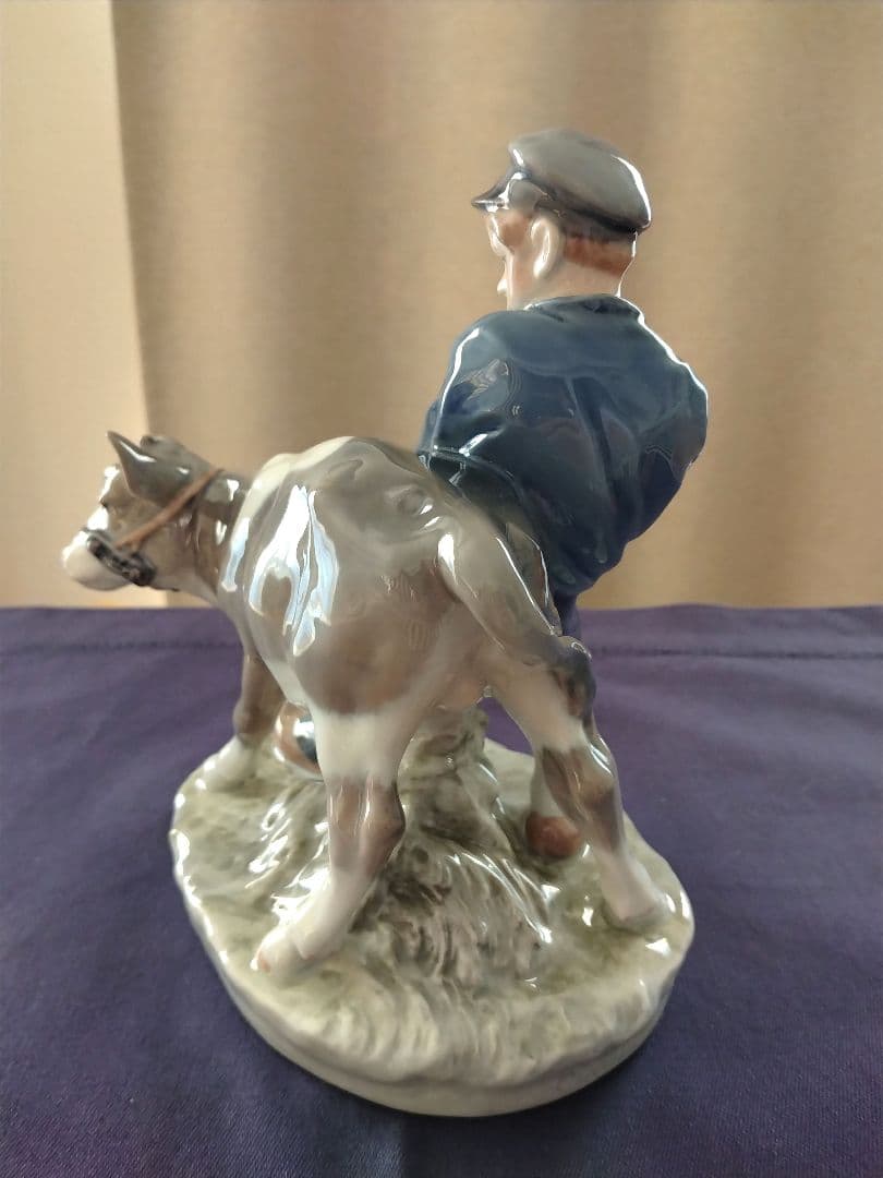 【正規品】希少！ロイヤルコペンハーゲン　 置物　人形　フィギュリン　牛飼いの少年