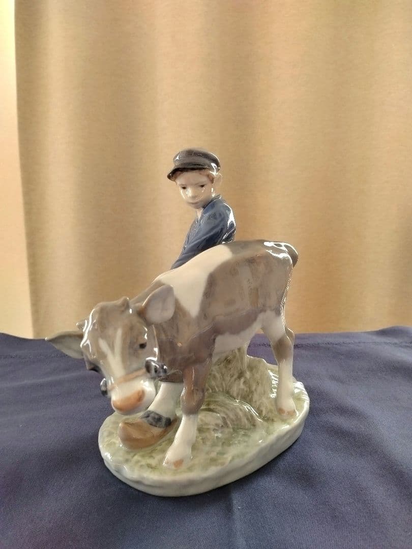 【正規品】希少！ロイヤルコペンハーゲン　 置物　人形　フィギュリン　牛飼いの少年