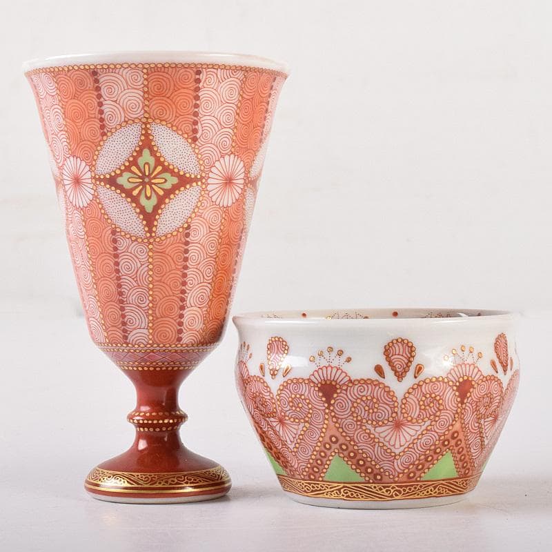 九谷焼　織田恵美作　赤絵細描　酒盃　酒杯　共布共箱　2点まとめて　D　R8072