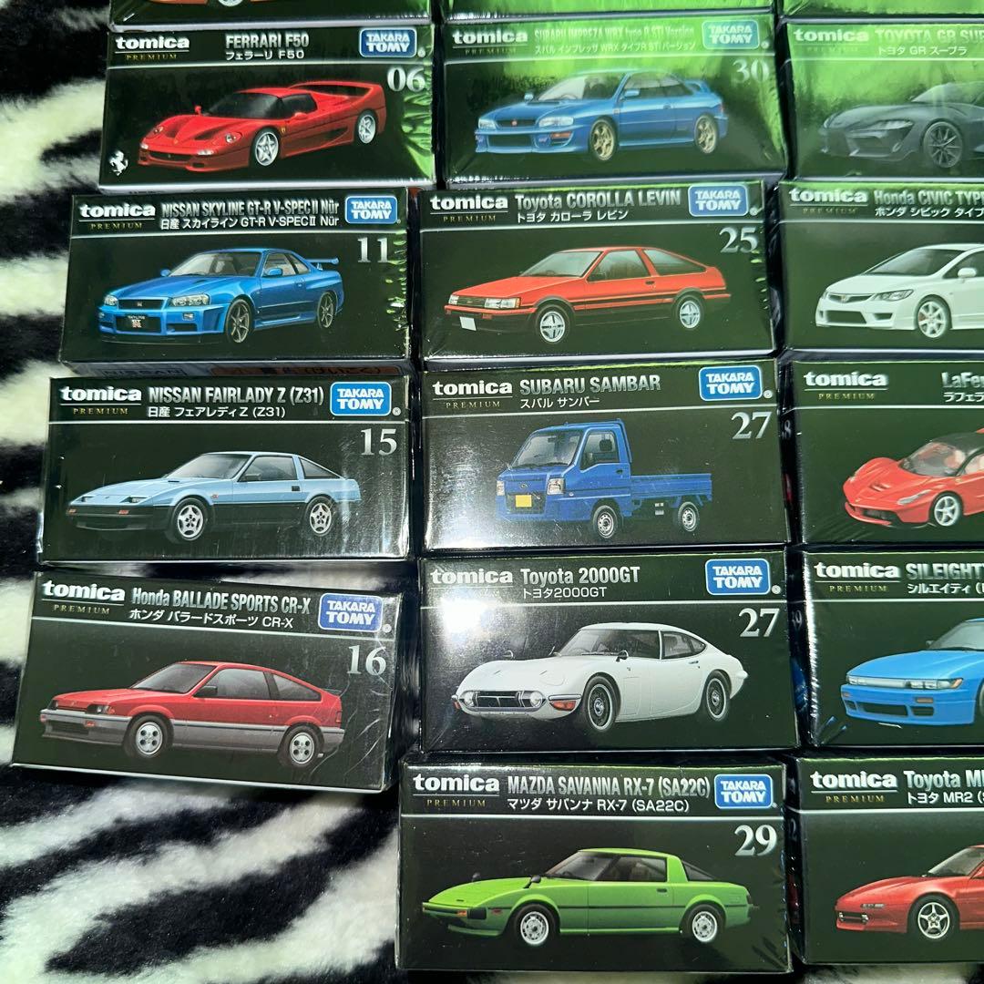 トミカプレミアム24台セット
