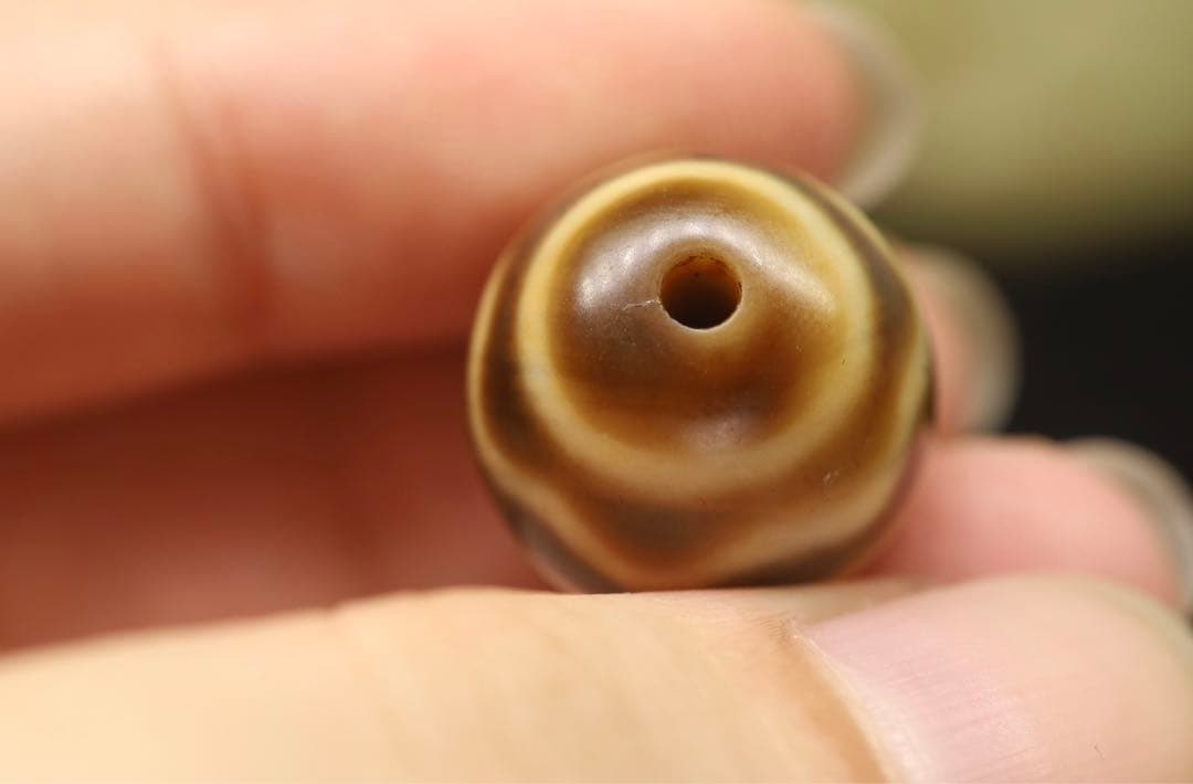 本物　ミニ老天珠　チベット　ジービーズ　水紋「流水紋天珠 」Dzi beads