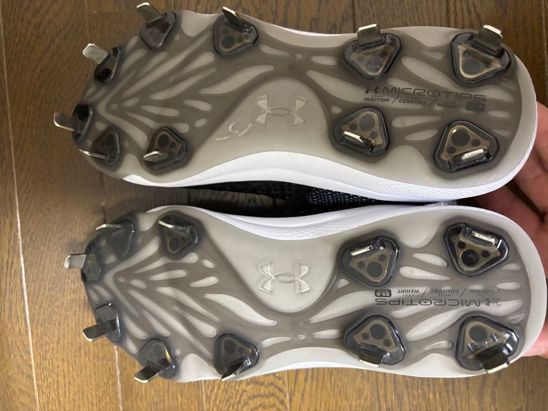 UNDER ARMOUR 野球 ポイントスパイク 黒 ロゴ 金具 24cm