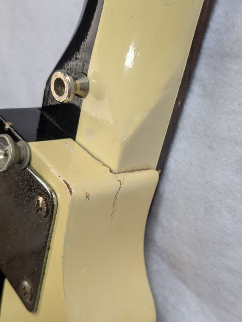 フライングV　マイケルシェンカータイプ　多分Tomson 送料無料