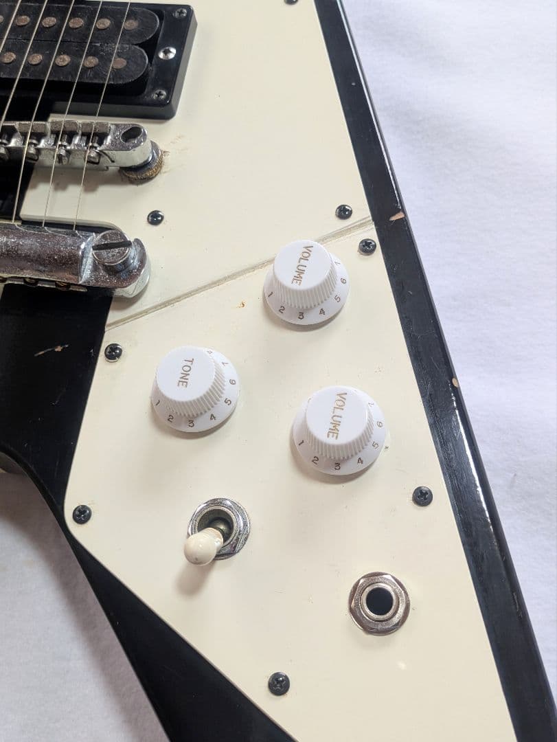 フライングV　マイケルシェンカータイプ　多分Tomson 送料無料