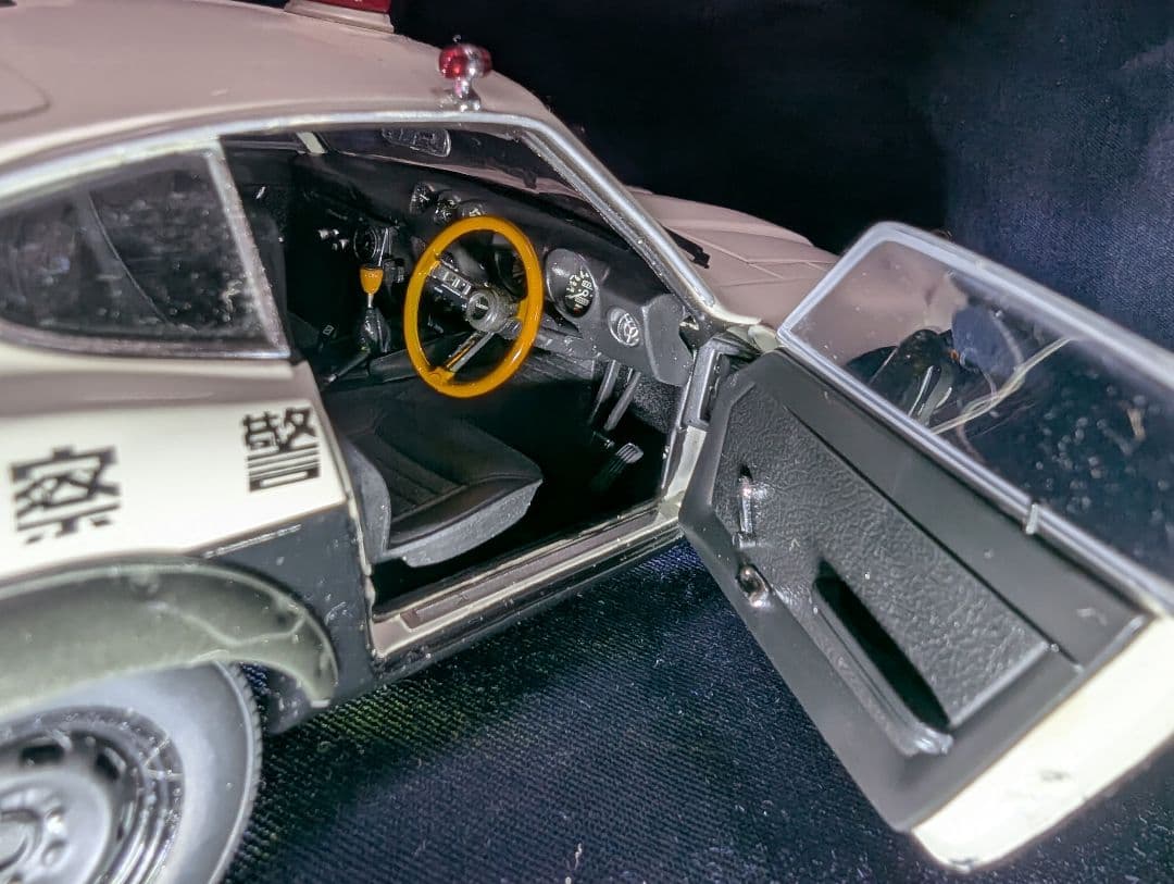 京商　フェアレディ240Z パトカー 1/18