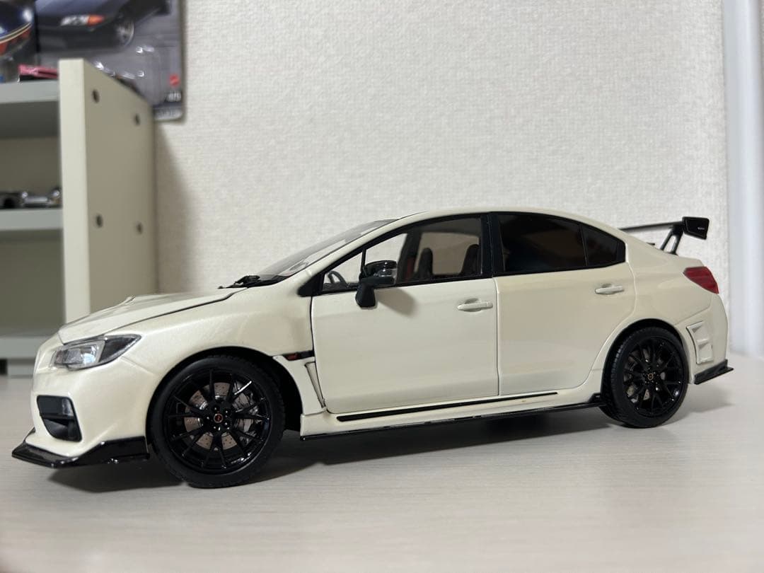 ミニカー WRX s207 1/18