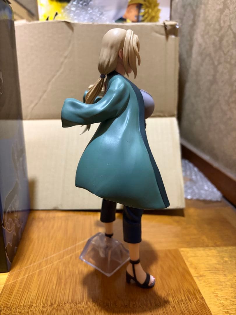 一番くじ NARUTO疾風伝 伝説の三忍　C賞 綱手 ナルト　フィギュア