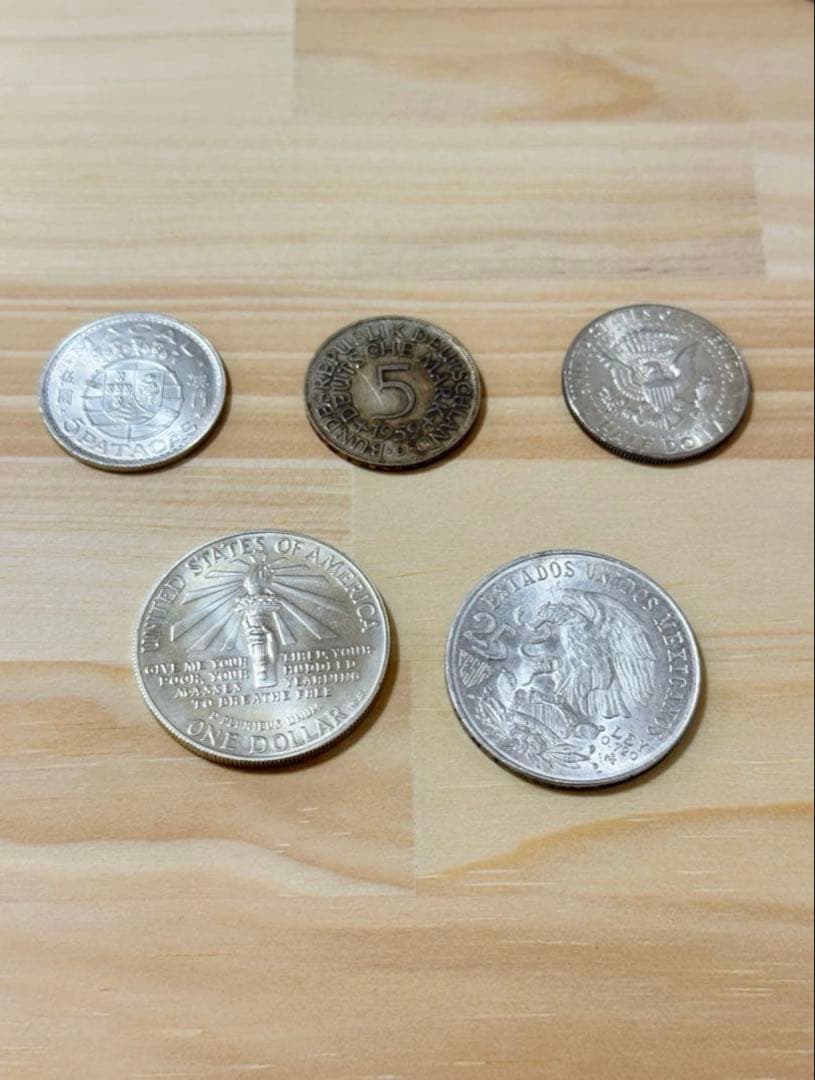 銀高騰　82.6g 世界の銀貨　まとめ売り