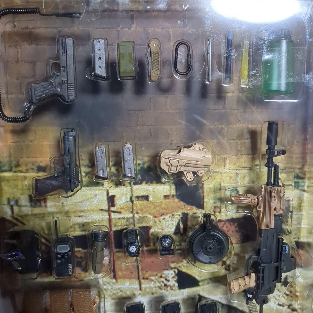 1/6 ホットトイズ P.M.C. Operator 2007 Version