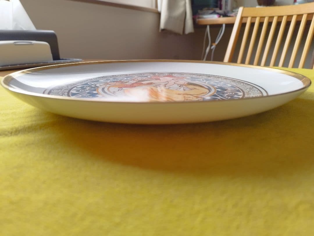 希少品 ミュシャ大皿：パリのシンボル 直径31cm 金縁