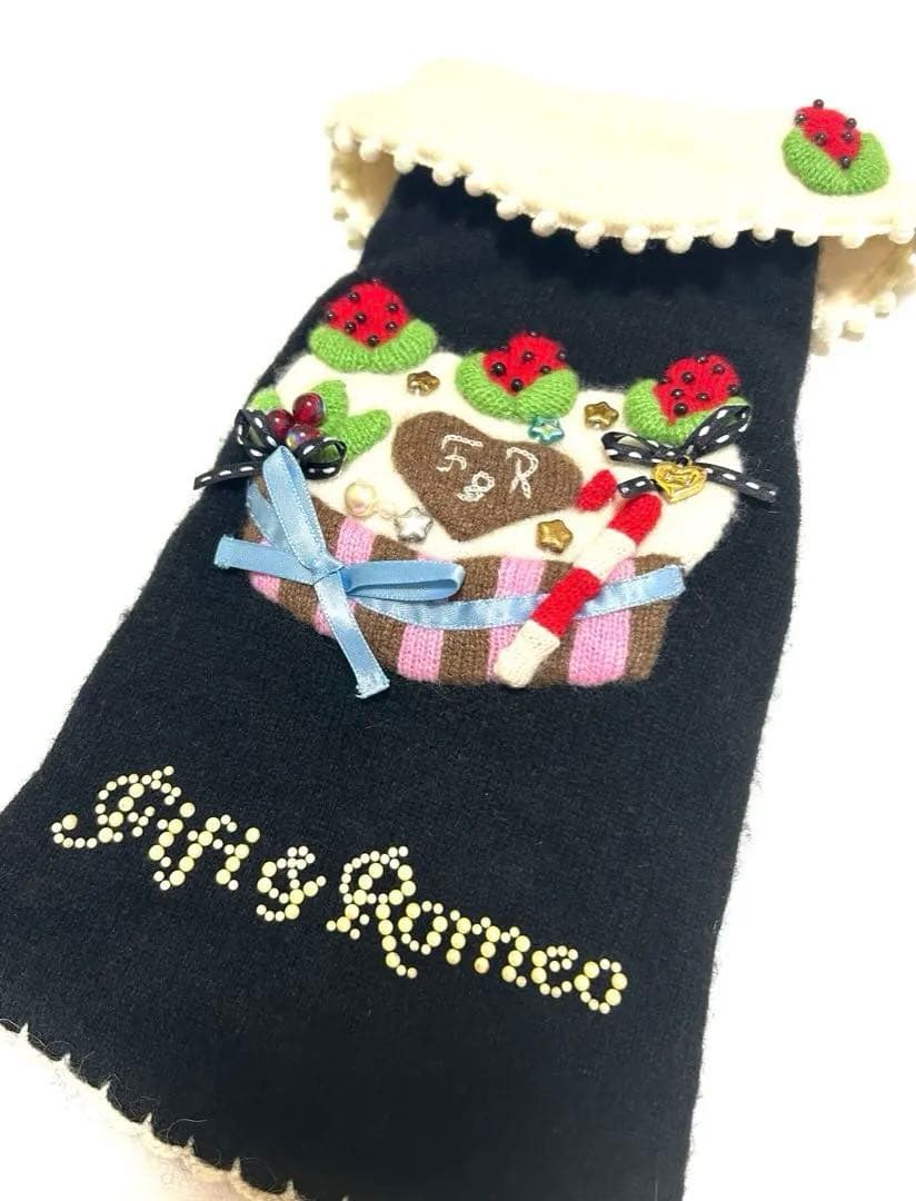 激レア　フィフィアンドロメオ 　 　　　　　 　　　カシミヤXmasイチゴケーキ