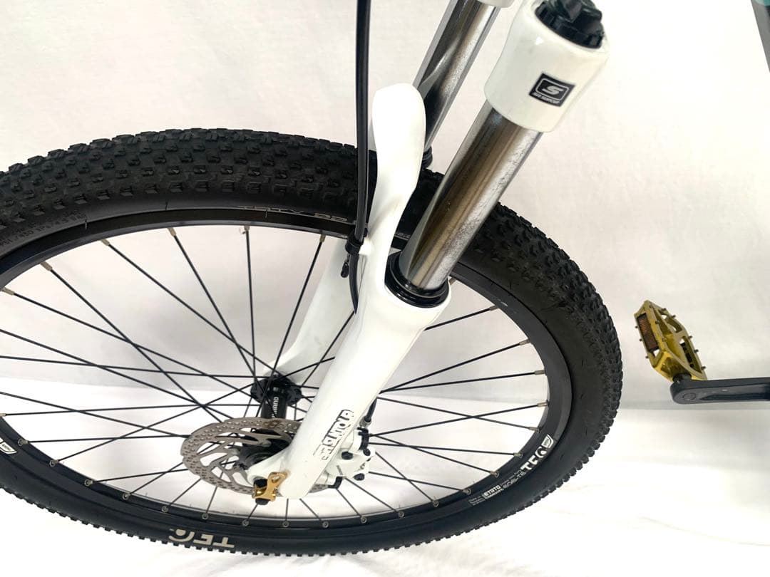 【即乘】送料無料 Bianchi 油圧式ディスクブレー MTB KUMA 30速