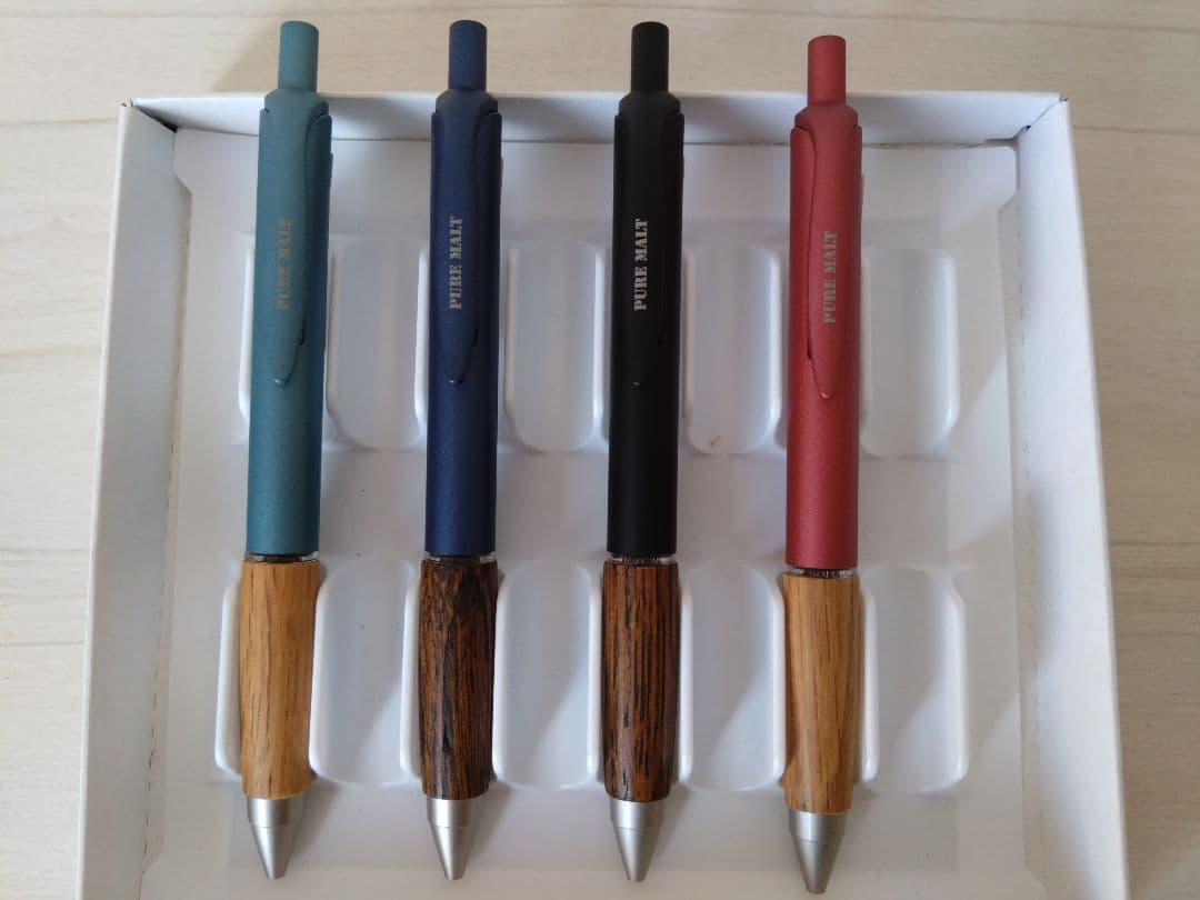 ジェットストリーム　ピュアモルト　インサイド　0.5ミリボールペン　4本　uni