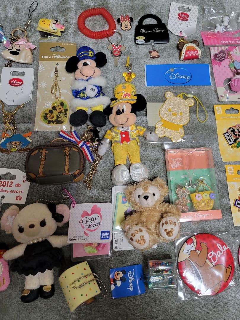 Disney キーホルダー バッチ まとめ売り
