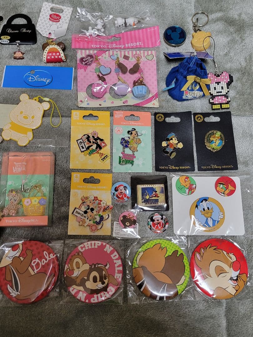 Disney キーホルダー バッチ まとめ売り