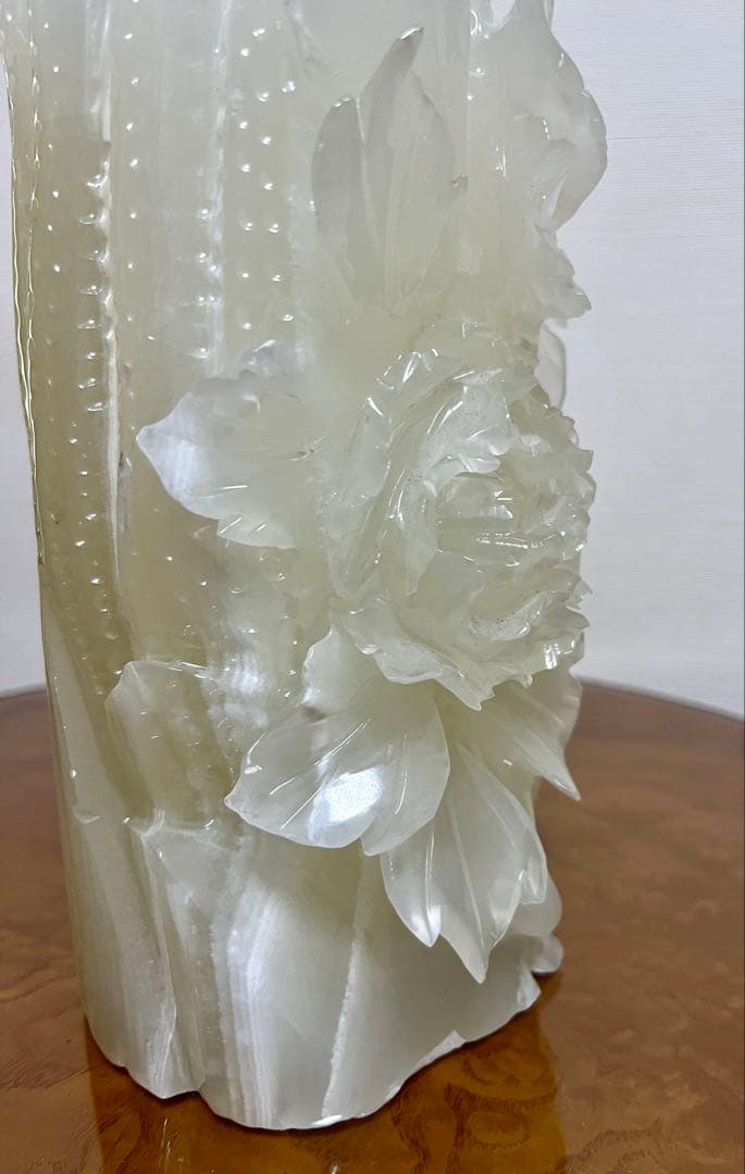 白玉石　富貴牡丹 中国美術