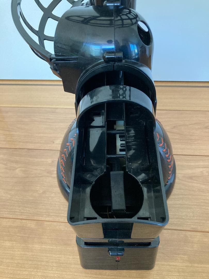 バッティングマシーンとネット