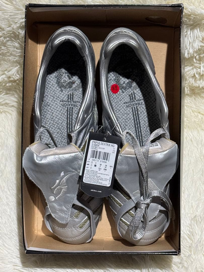 adidas プレデターパルス HG サッカーシューズ 28.5cm