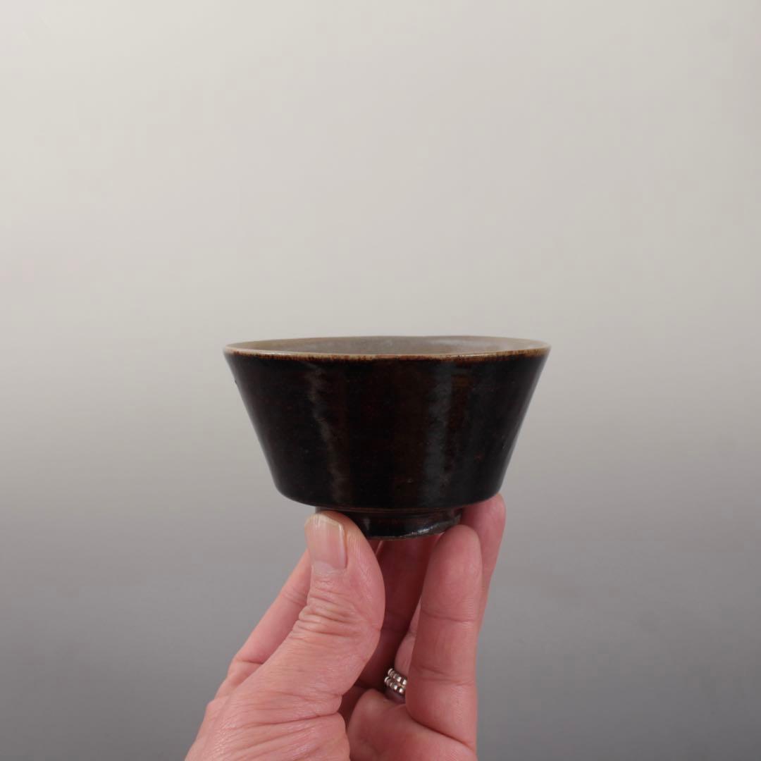 萬古焼？ 外側鉄釉 盃 酒器 ぐい呑み 古道具 アンティーク