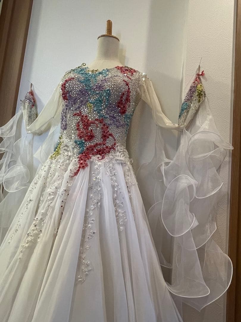 社交ダンス　ドレス　ジャンティ　ホワイト　カラフル　スタンダード