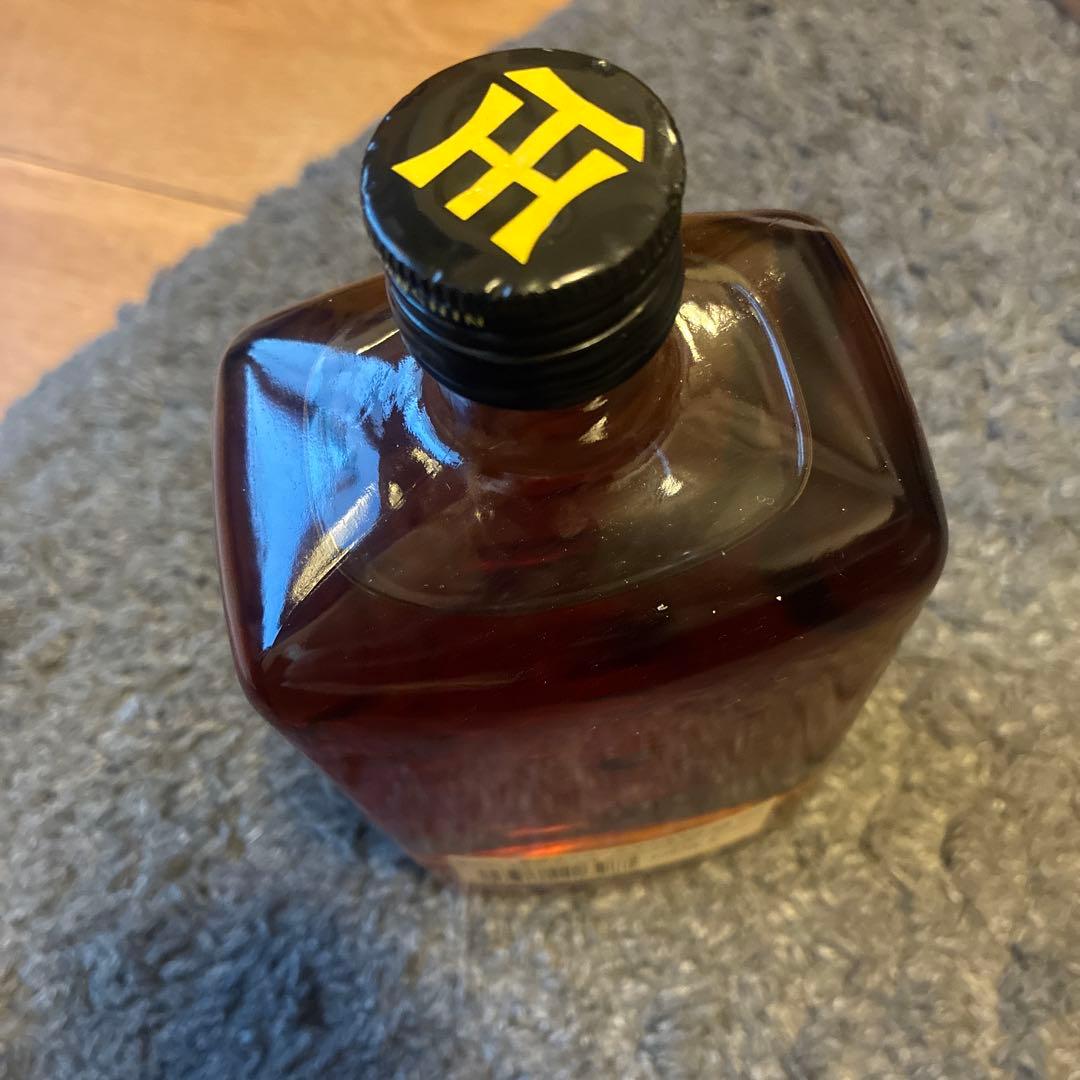 HANSHIN Tigers ウイスキー 660ml