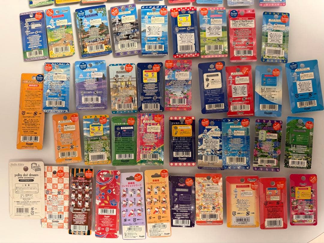 ハローキティ　キーホルダー　根付け　まとめ売り