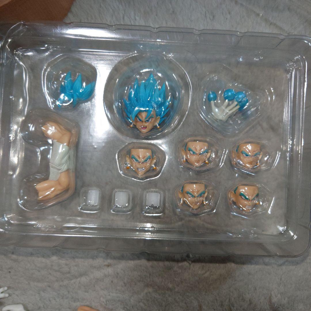 octoysベジット&Tonsenarttoys Kamione ゴジータ