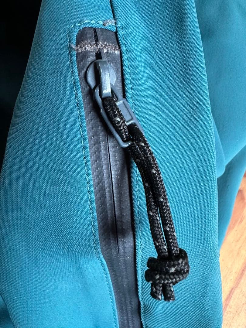 【XSサイズ】P.RHYTHM SMILE JACKET 女性着用