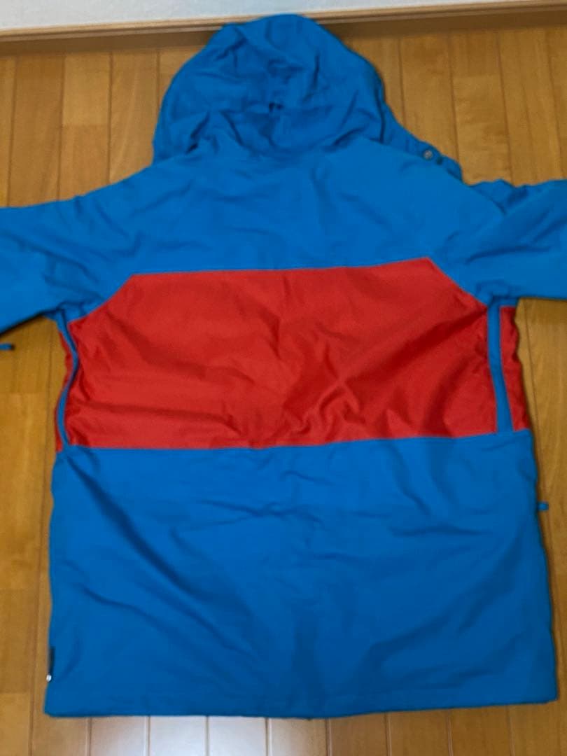 Burtonスノーボードジャケット