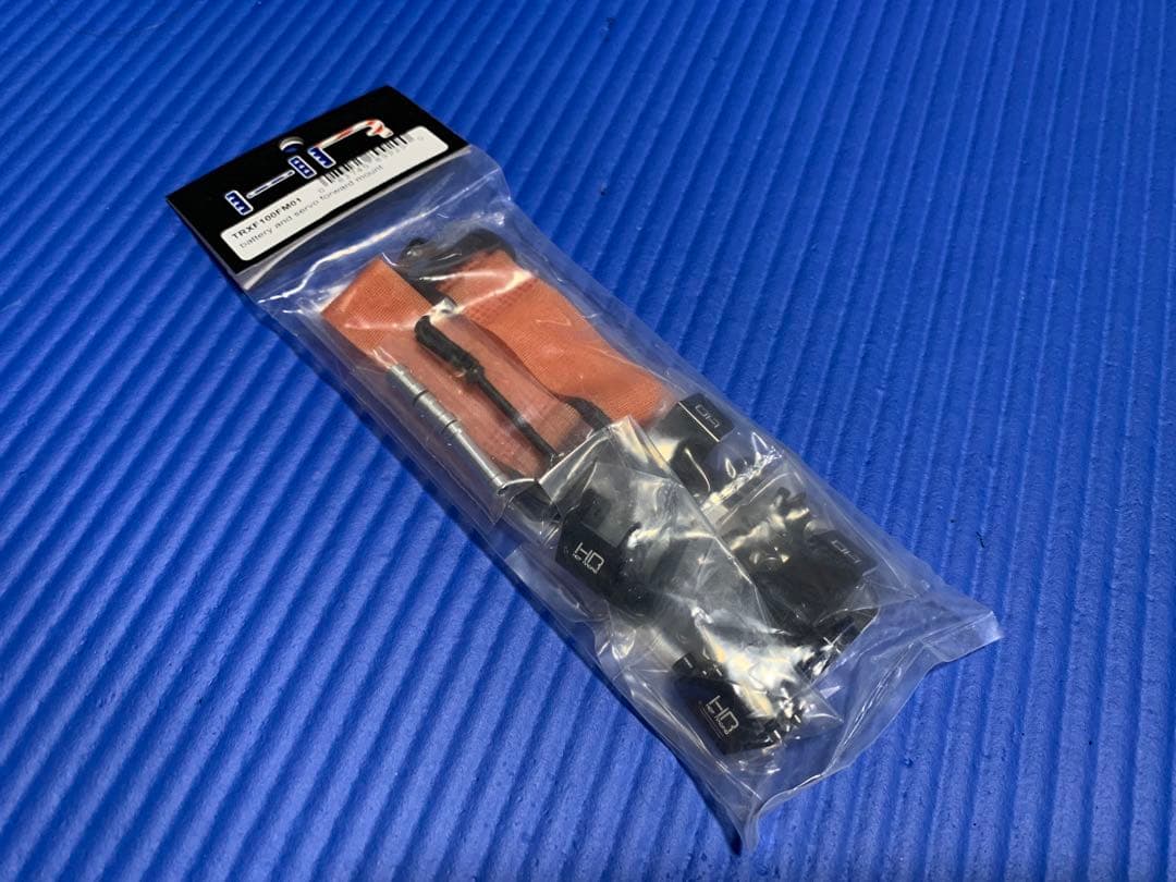 Hot Racing サーボ バッテリー 前方移動キット トラクサス 未使用