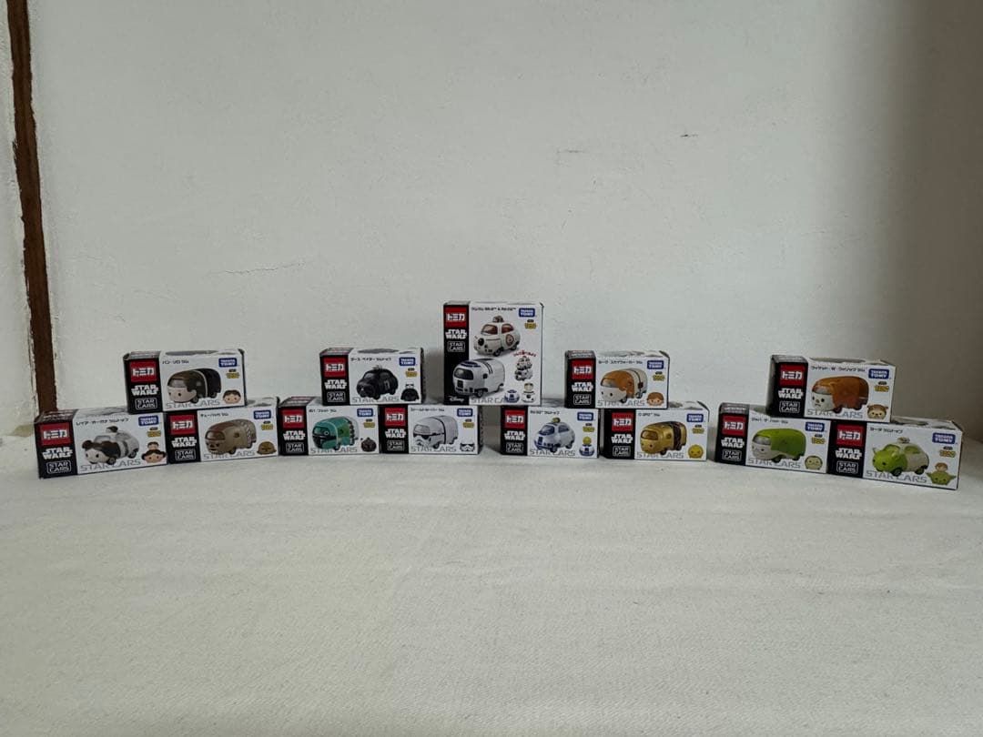新品　トミカ　ディズニー　スターウォーズ　ツムツム　13セット！